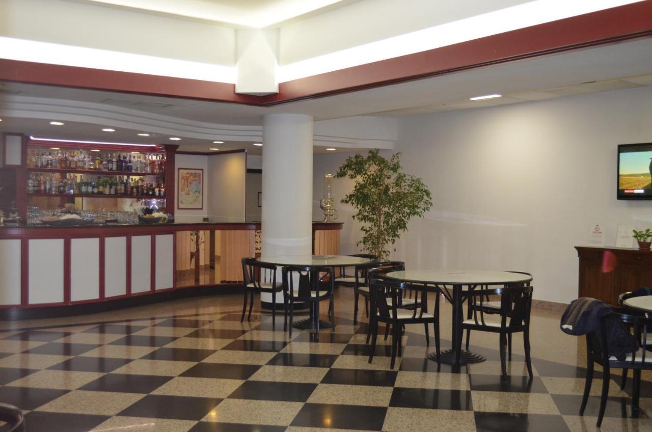 Hotel Diamante Corbetta ภายนอก รูปภาพ