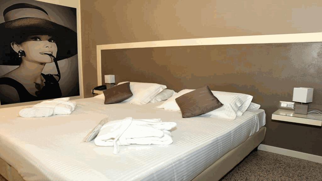 Hotel Diamante Corbetta ภายนอก รูปภาพ