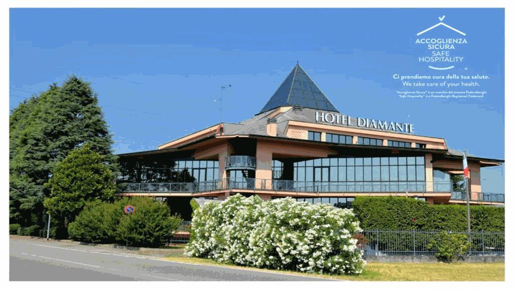 Hotel Diamante Corbetta ภายนอก รูปภาพ