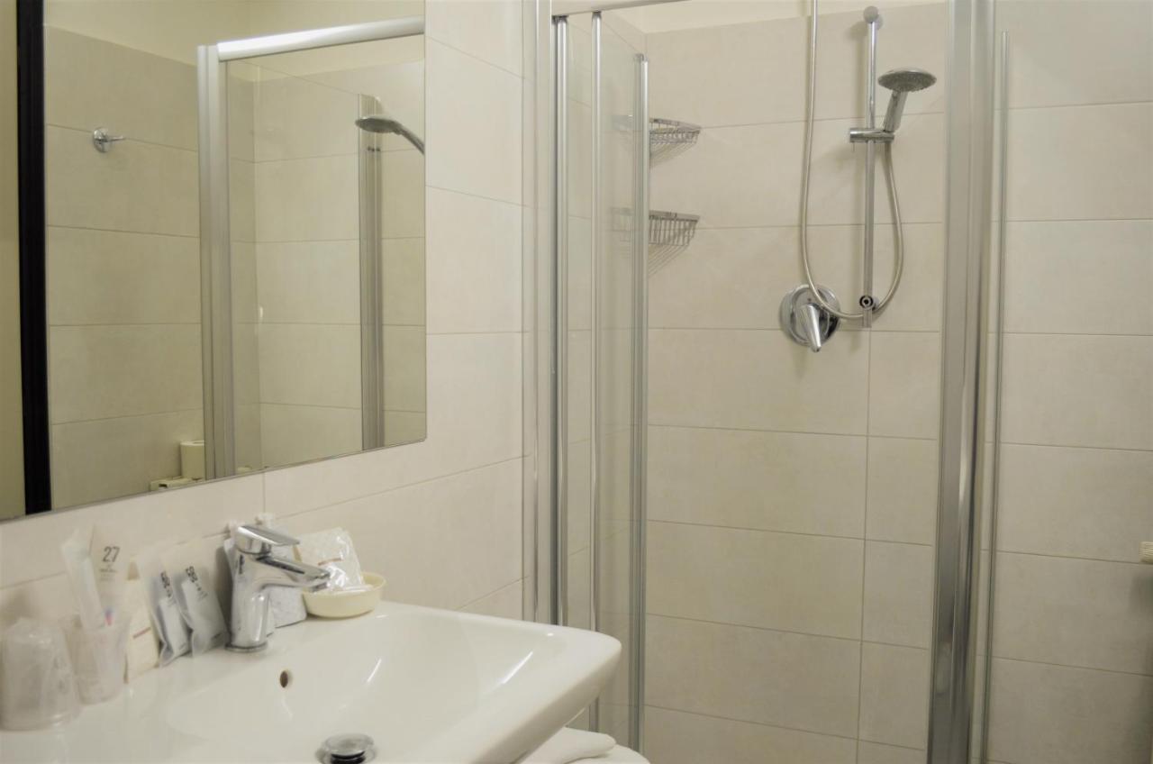 Hotel Diamante Corbetta ภายนอก รูปภาพ