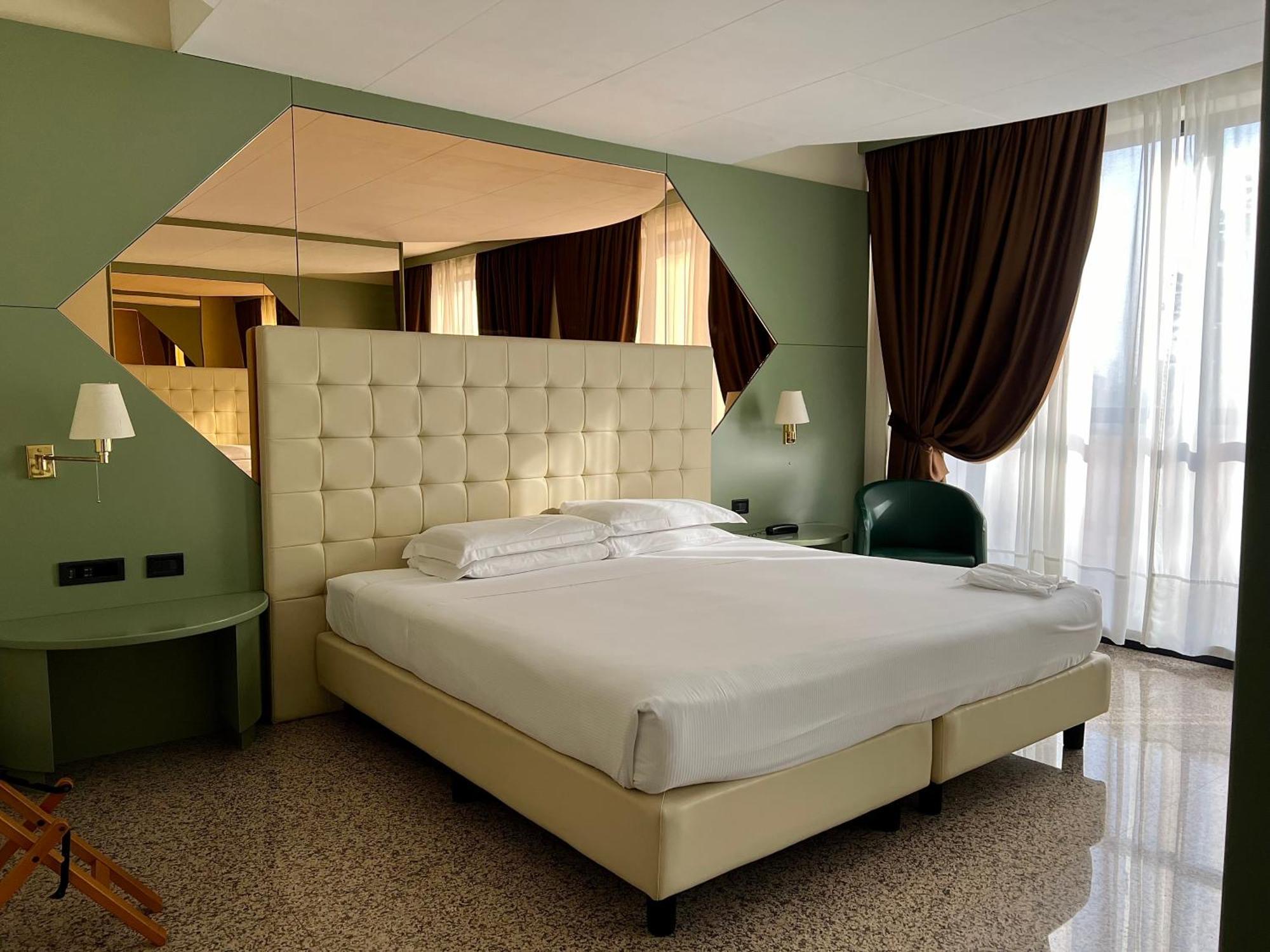 Hotel Diamante Corbetta ภายนอก รูปภาพ